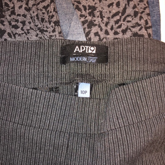 Size 10P ladies APT 9 trouser striped dress pants - Picture 1 of 3